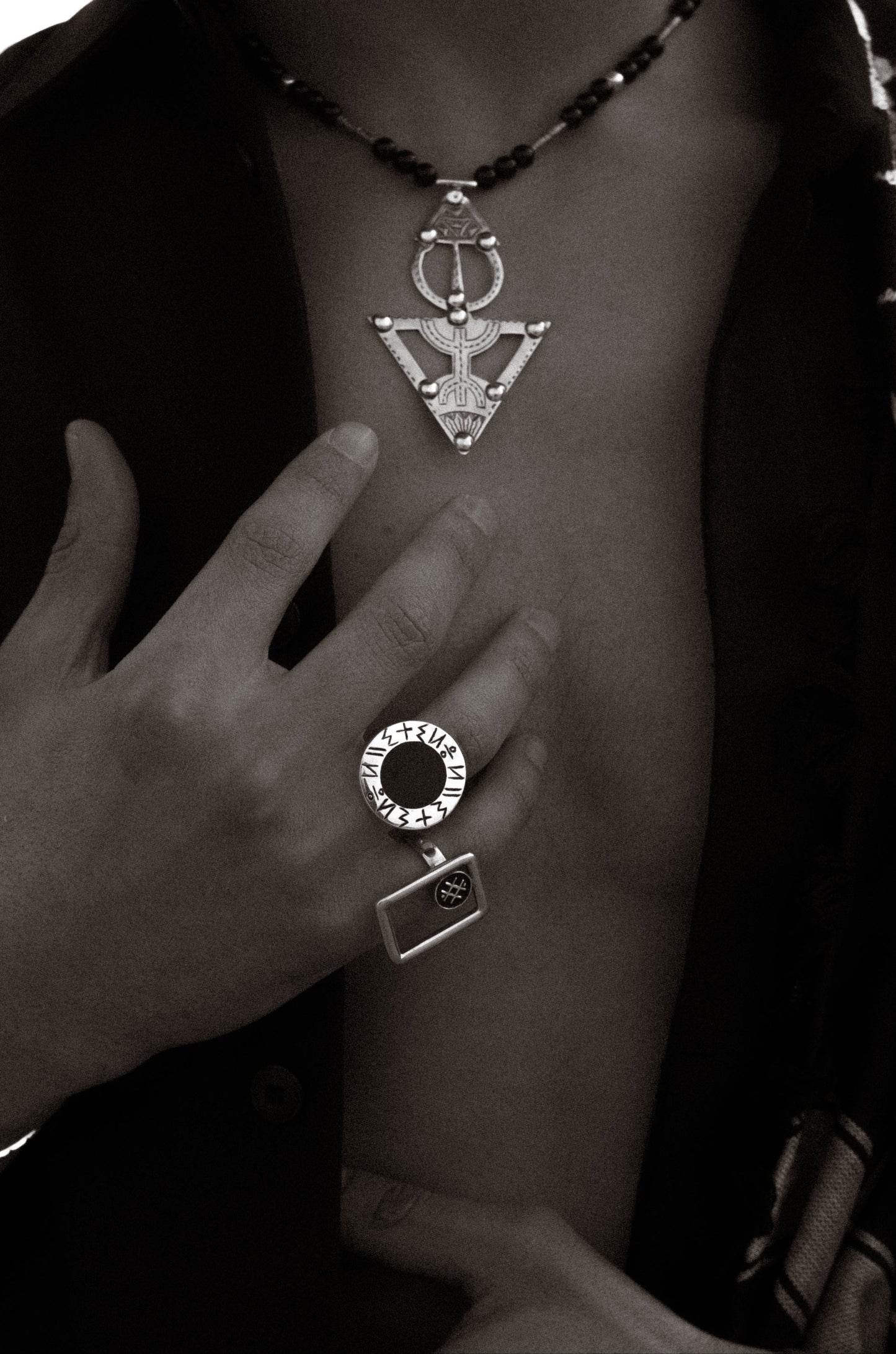 Sahar Square Ring (Unisex)