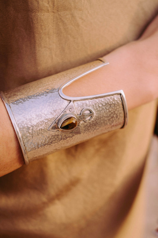 Masterpiece - Tiger Eye Cuff